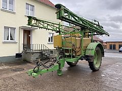 Dammann 27 Meter, 2000 Liter, Hangausgleich, sehr ordentlicher Zustand, hat die letzten 20 Jahre nur Rübenn gespritzt