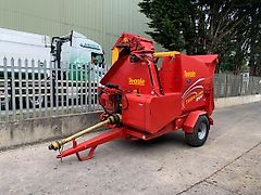 Teagle USED Teagle Tomahawk 8500 Bedder/ Feeder For Sale